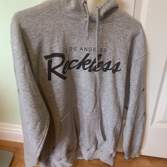 Young and reckless Hoodie - Picture 1 of 4